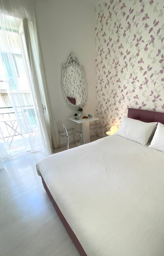 Dai 3 Santi Bed & Breakfast Lecce Bagian luar foto